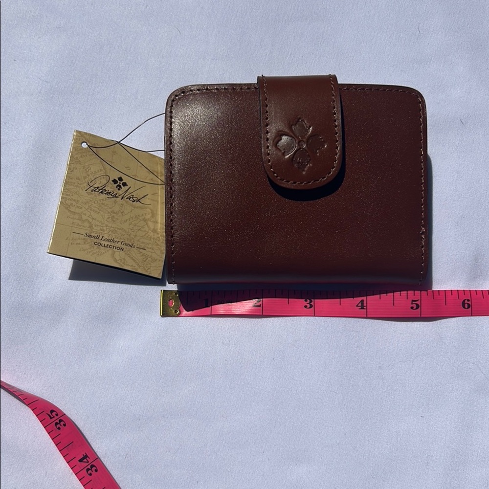 Patricia Nash Tan bifold Leather Wallet Iberia